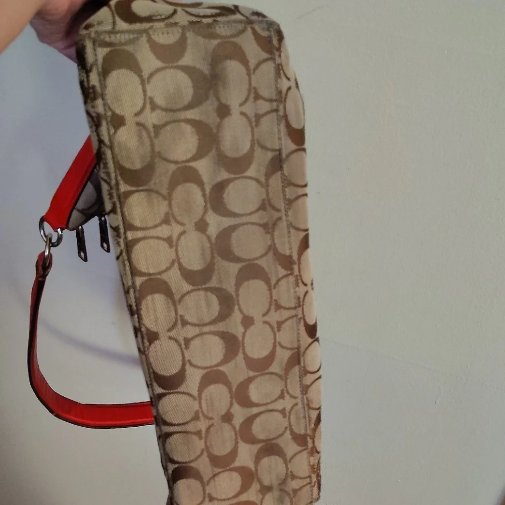 Coach Rehab Hobo Bag Brown With Orange/Red Interior 12x12. 🧡🧡❤️❤️❤️ - Picture 5 of 7